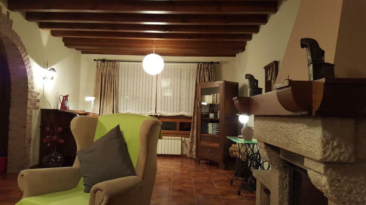 Camin De Los Collaos Guest House Cangas de Onis Bagian luar foto