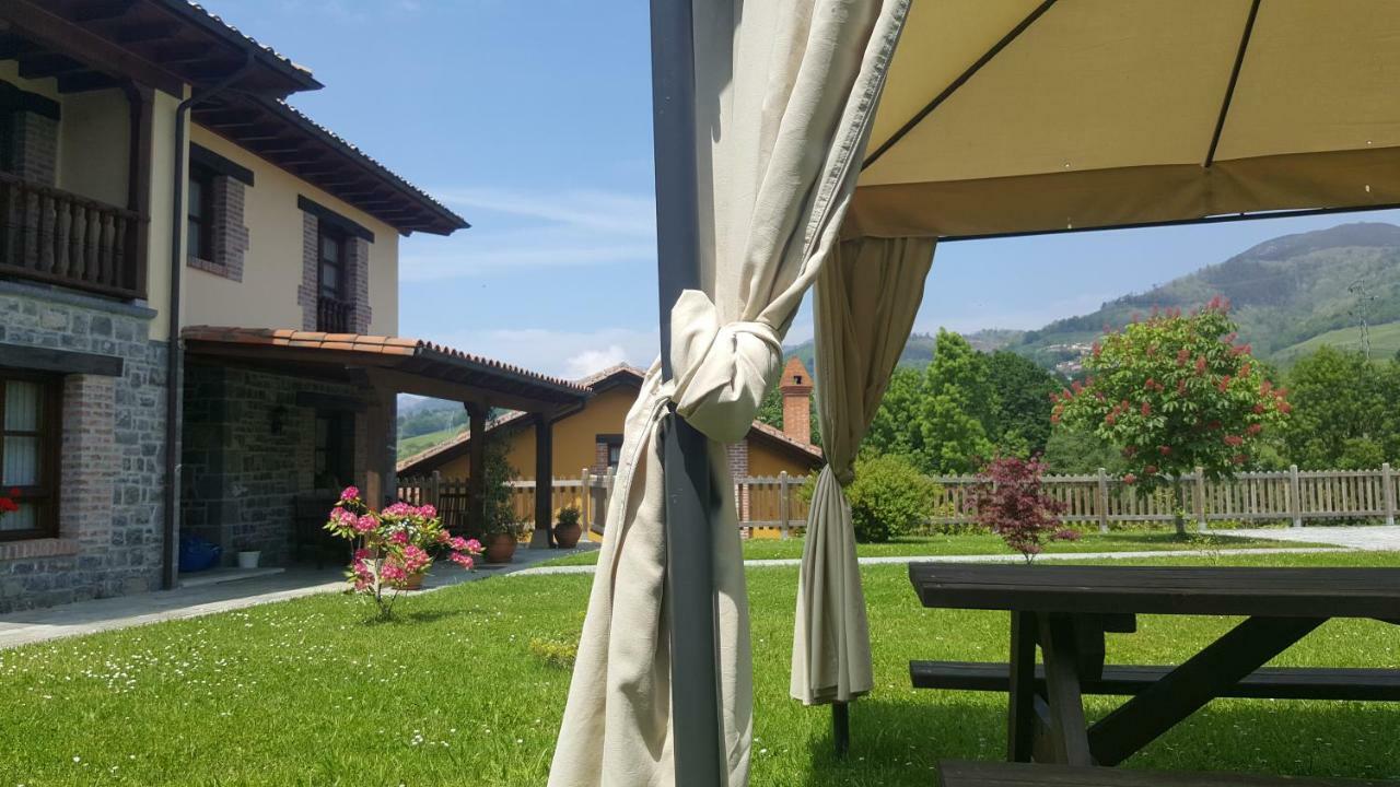 Camin De Los Collaos Guest House Cangas de Onis Bagian luar foto